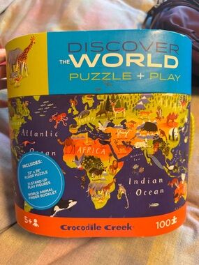 Crocodile Creek "Discover the World" Puzzle + Play - Blue/Orange